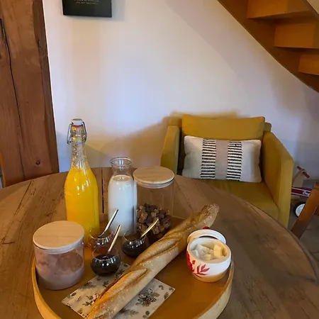 Hébergement de vacances Beeonthetree - Logis 100m2 Jusqu'à 8 Personnes *