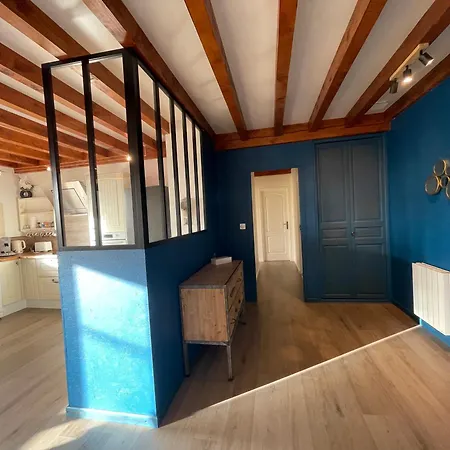 Hébergement de vacances Beeonthetree - Logis 100m2 Jusqu'à 8 Personnes Ville-sous-Anjou
