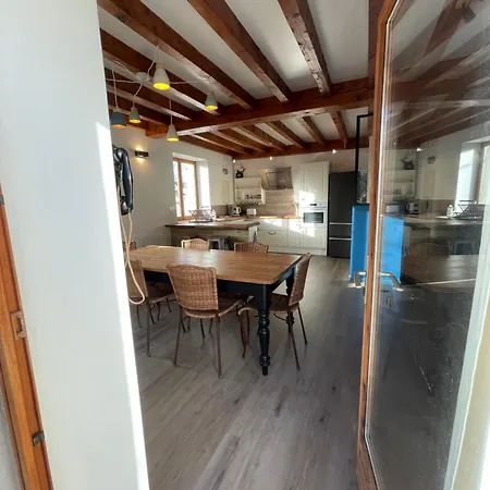 Beeonthetree - Logis 100m2 Jusqu'a 8 Personnes Ville-sous-Anjou